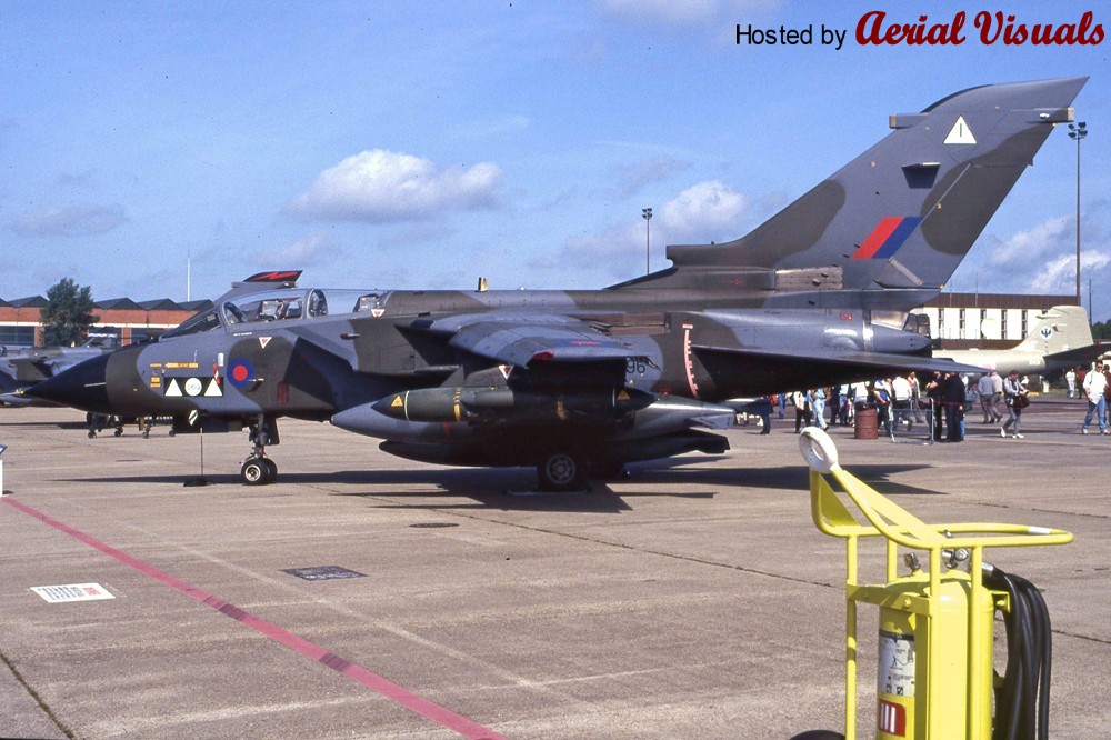 Aerial Visuals - Airframe Dossier - Panavia Tornado GR.1, s/n ZD996 RAF ...