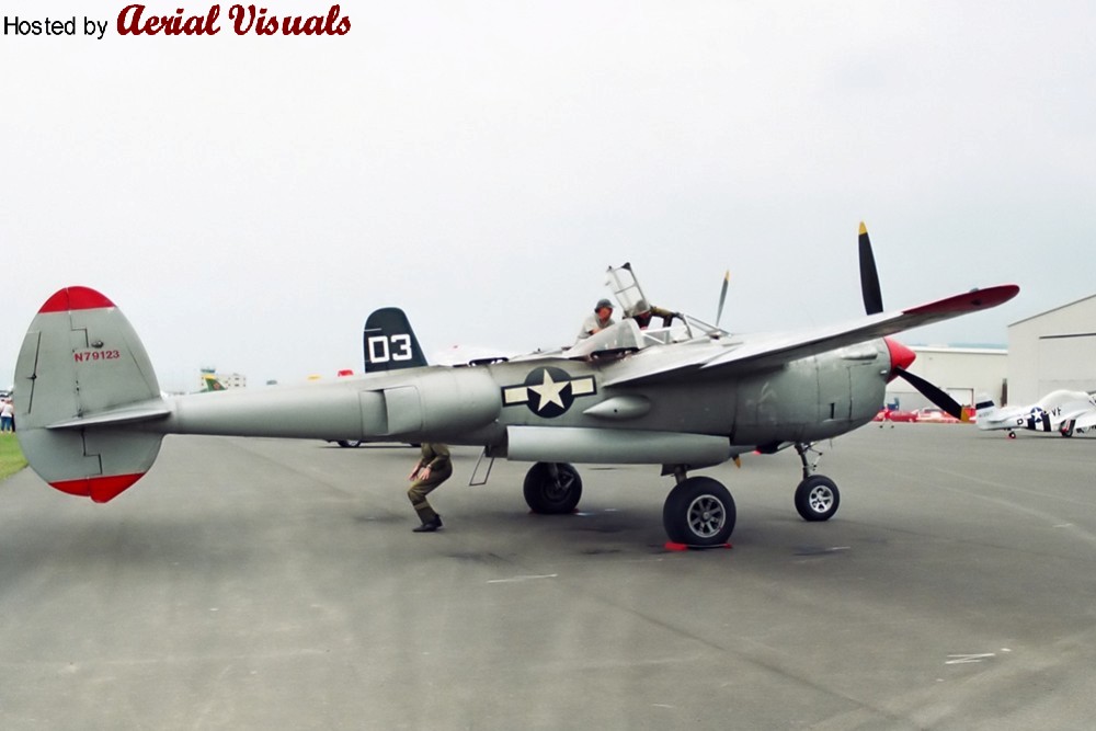 Lockheed P-38F-5-LO, S/N: 42-12652 - White 33, at KEFD 1…