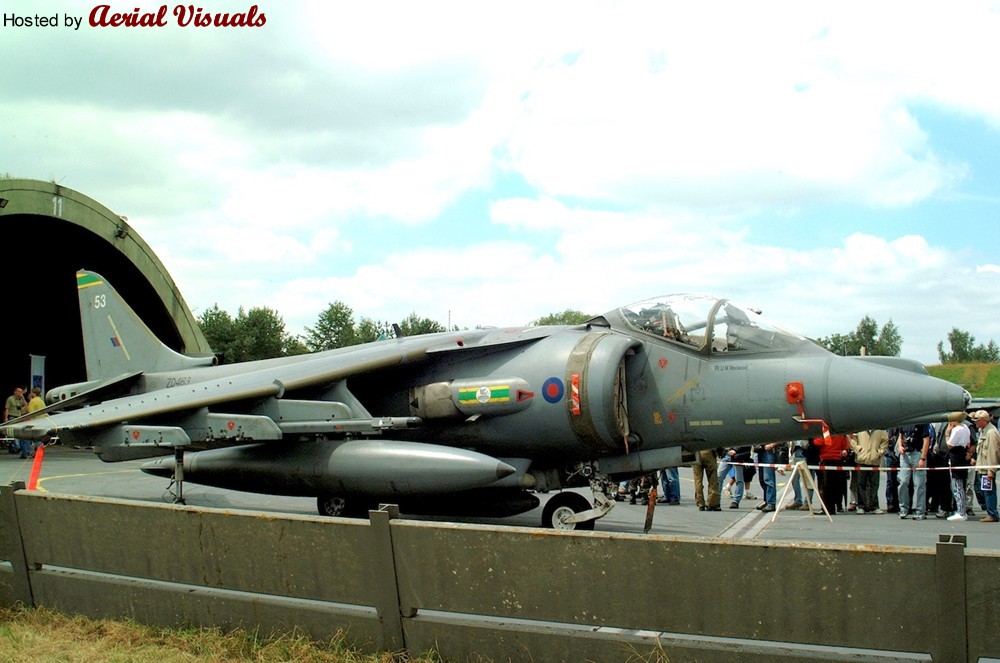 File:BAe Harrier GR3 'ZD667' (13976060679).jpg - Wikimedia Commons